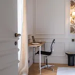 Lejlighed Haussmannien Luxe - 2 Chambres, Champs-elysees *