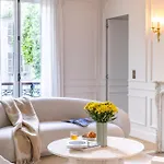 Haussmannien Luxe - 2 Chambres, Champs-elysees * Paris