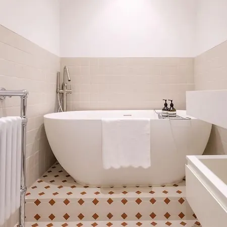 Haussmannien Luxe - 2 Chambres, Champs-elysees * Paris