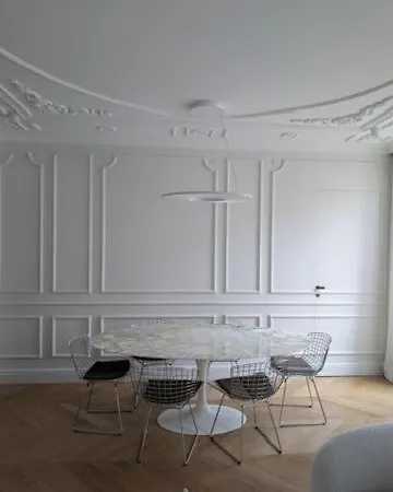 Haussmannien Luxe - 2 Chambres, Champs-elysees Paris
