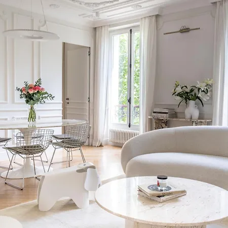 Haussmannien Luxe - 2 Chambres, Champs-élysées *